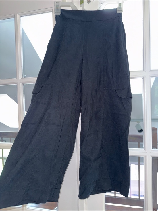 Pants - 57. Lululemon metropolis maven high rise crop $118 retail